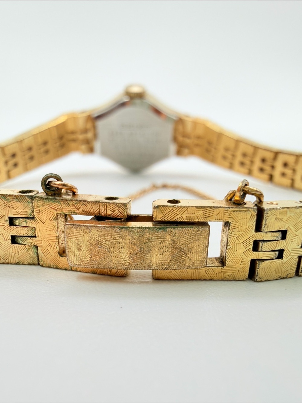 Vintage Seiko Quartz Ladies Watch Gold Tone 1100-7619 Japan w/ Box 6.5” - Picture 13 of 16
